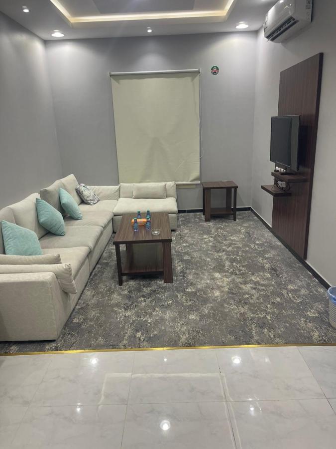 ستار اجنحه فندقيه *